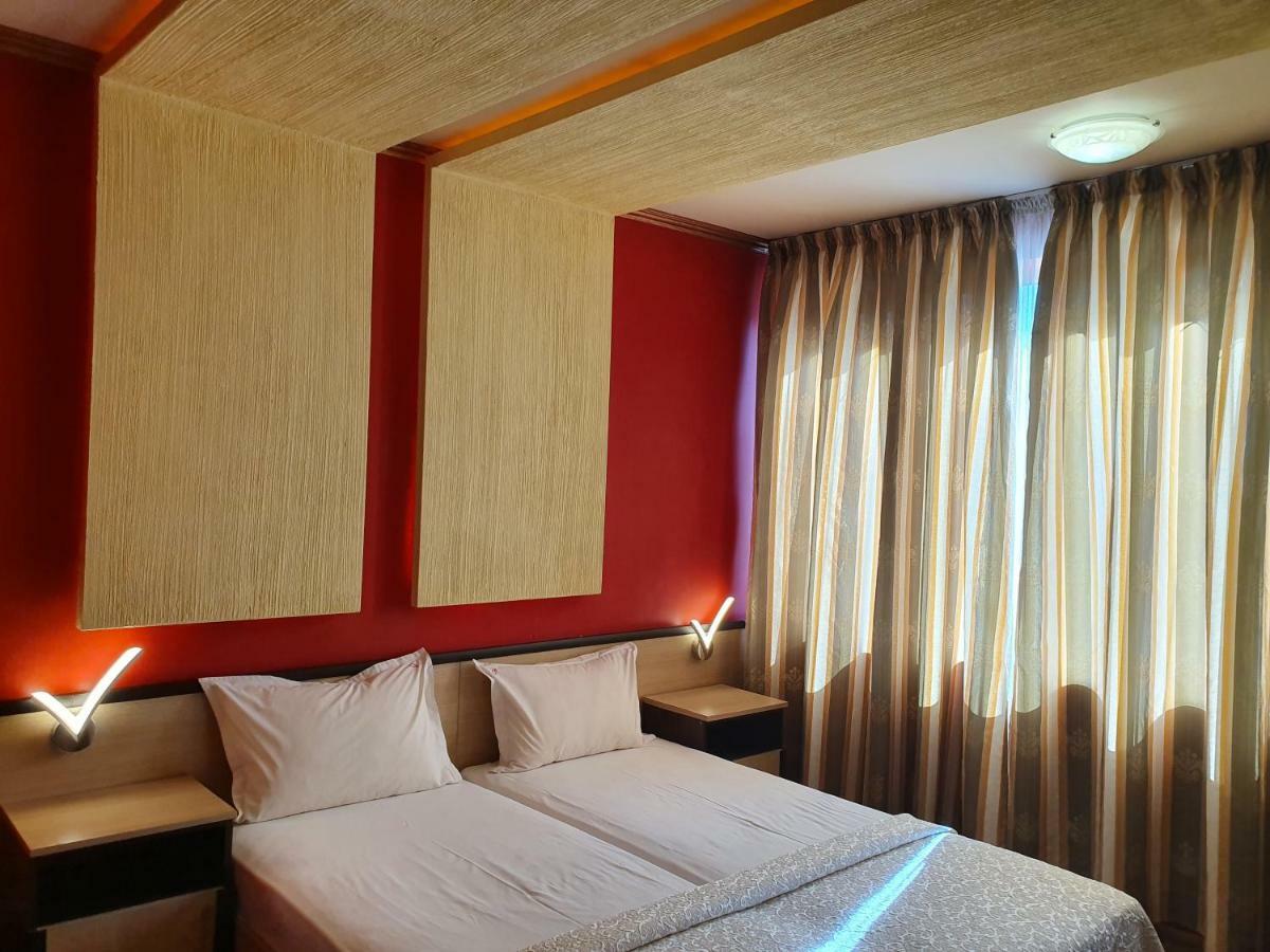 Hotel Gabi بلوفديف المظهر الخارجي الصورة